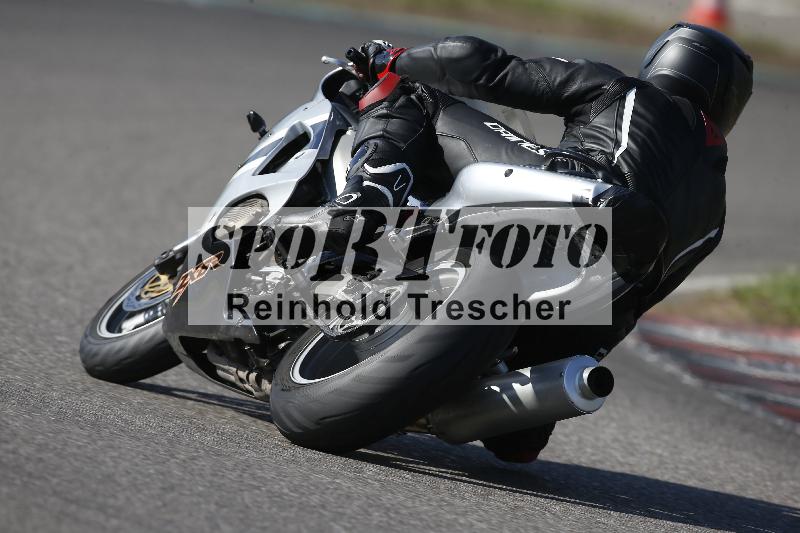 /Archiv-2023/75 29.09.2023 Speer Racing ADR/Gruppe gelb/backside